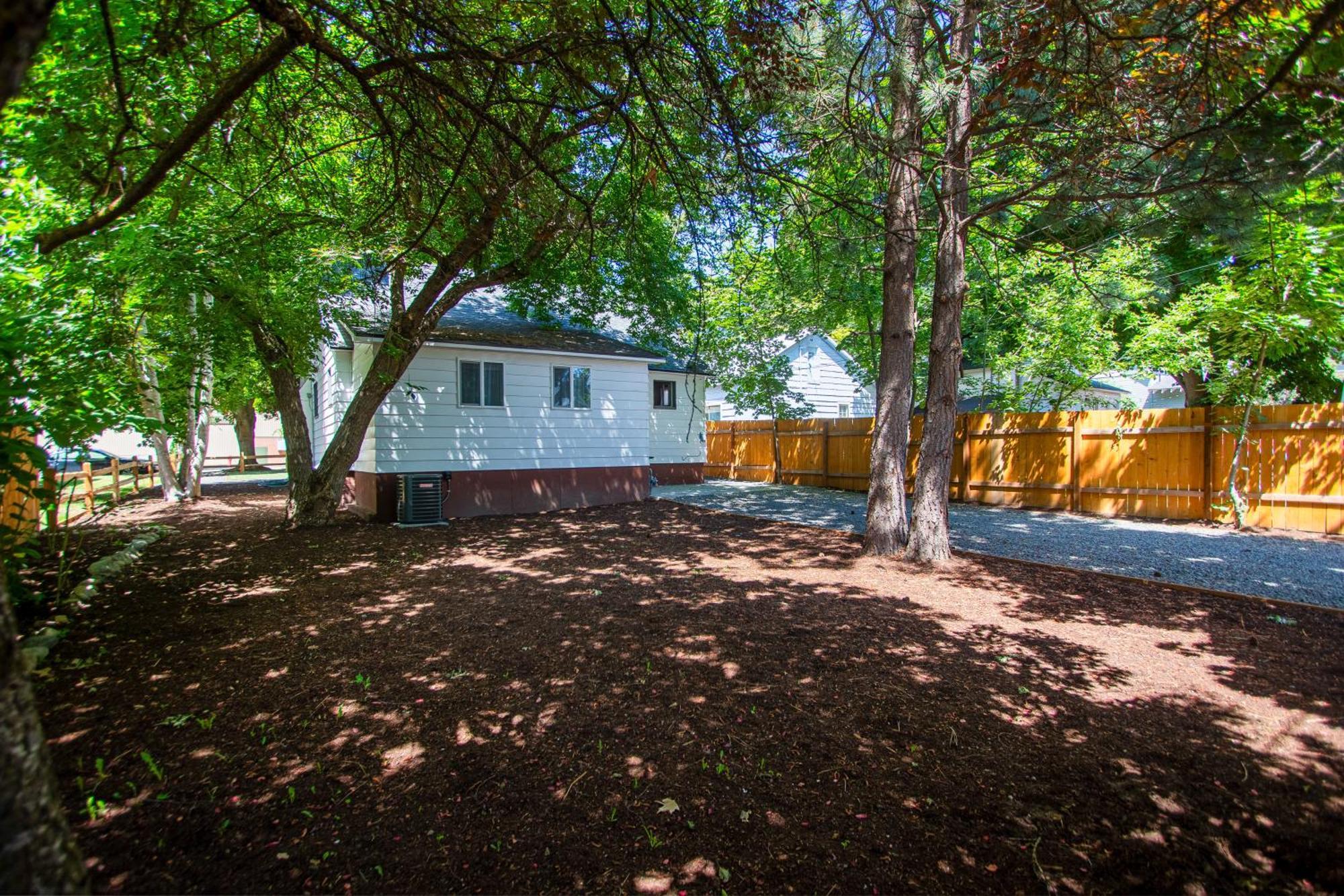 Lake City Charmer Coeur d'Alene Exterior photo